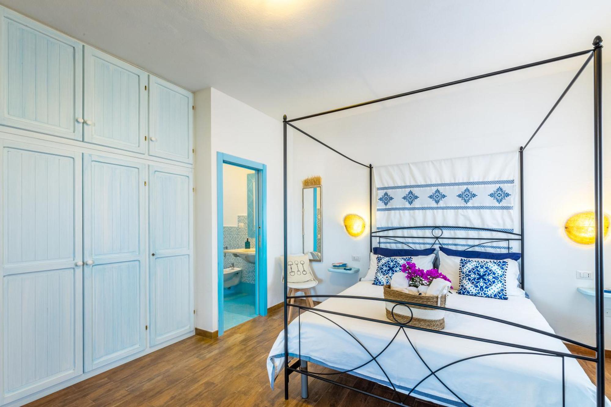 سانتا تيريزا غالّورا Le Maschere B&B المظهر الخارجي الصورة