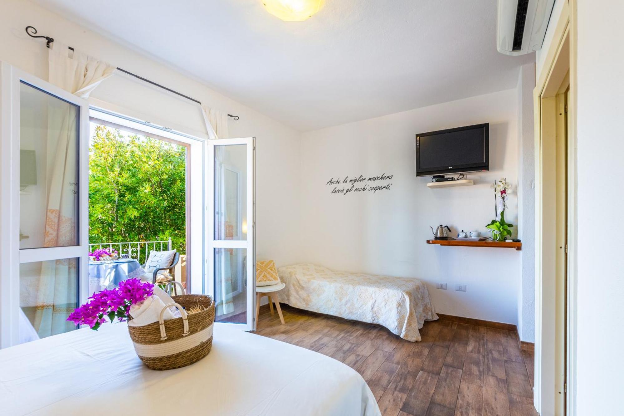 سانتا تيريزا غالّورا Le Maschere B&B المظهر الخارجي الصورة